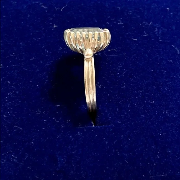 Sky blue topaz. Sterling Silver. Unique style setting. Size 7.5. - Picture 3 of 5